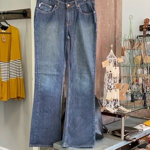 Carhartt dark wash straight leg jeans! 8 x 42.